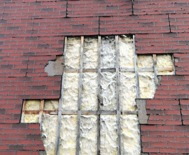 Top Signs You Need Insulation Removal and Replacement