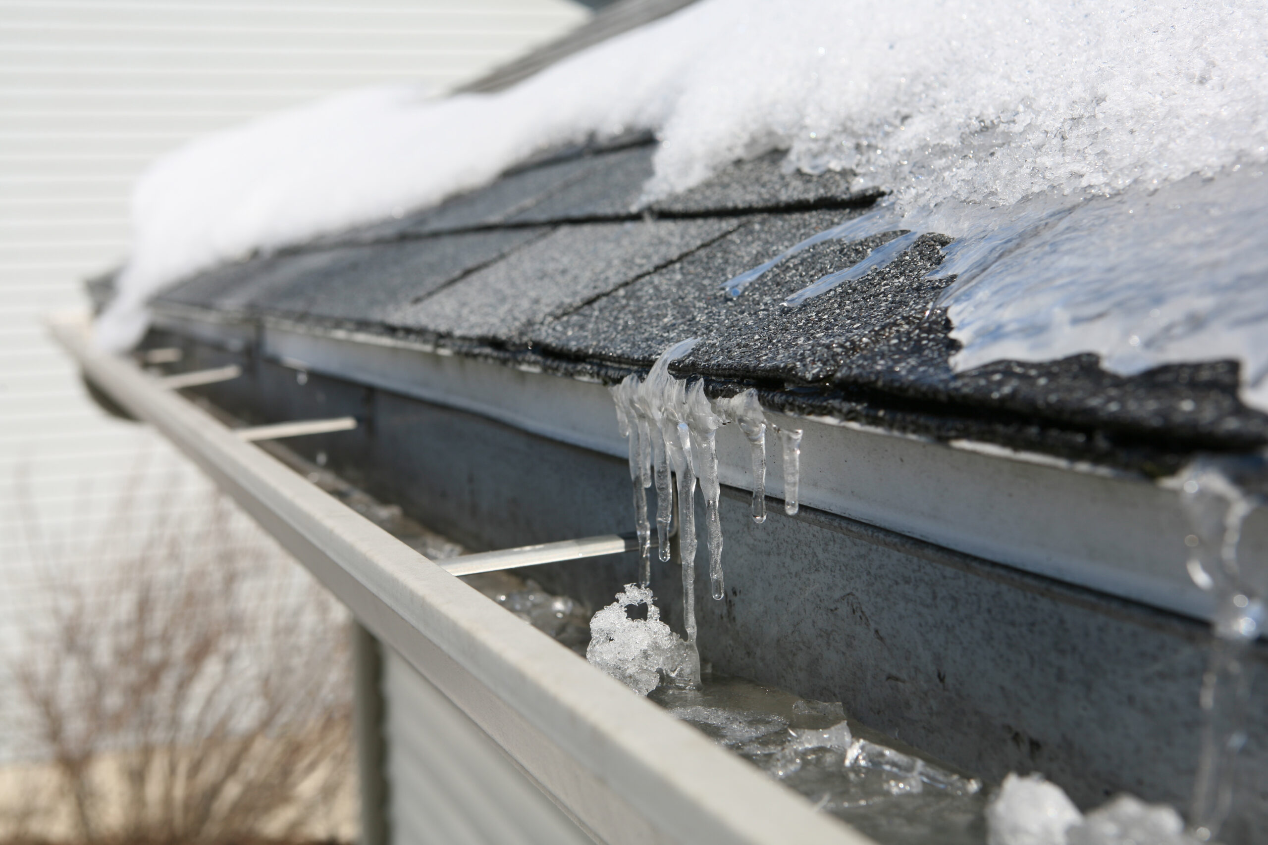 What is the Best Insulation to Prevent Ice Dams?