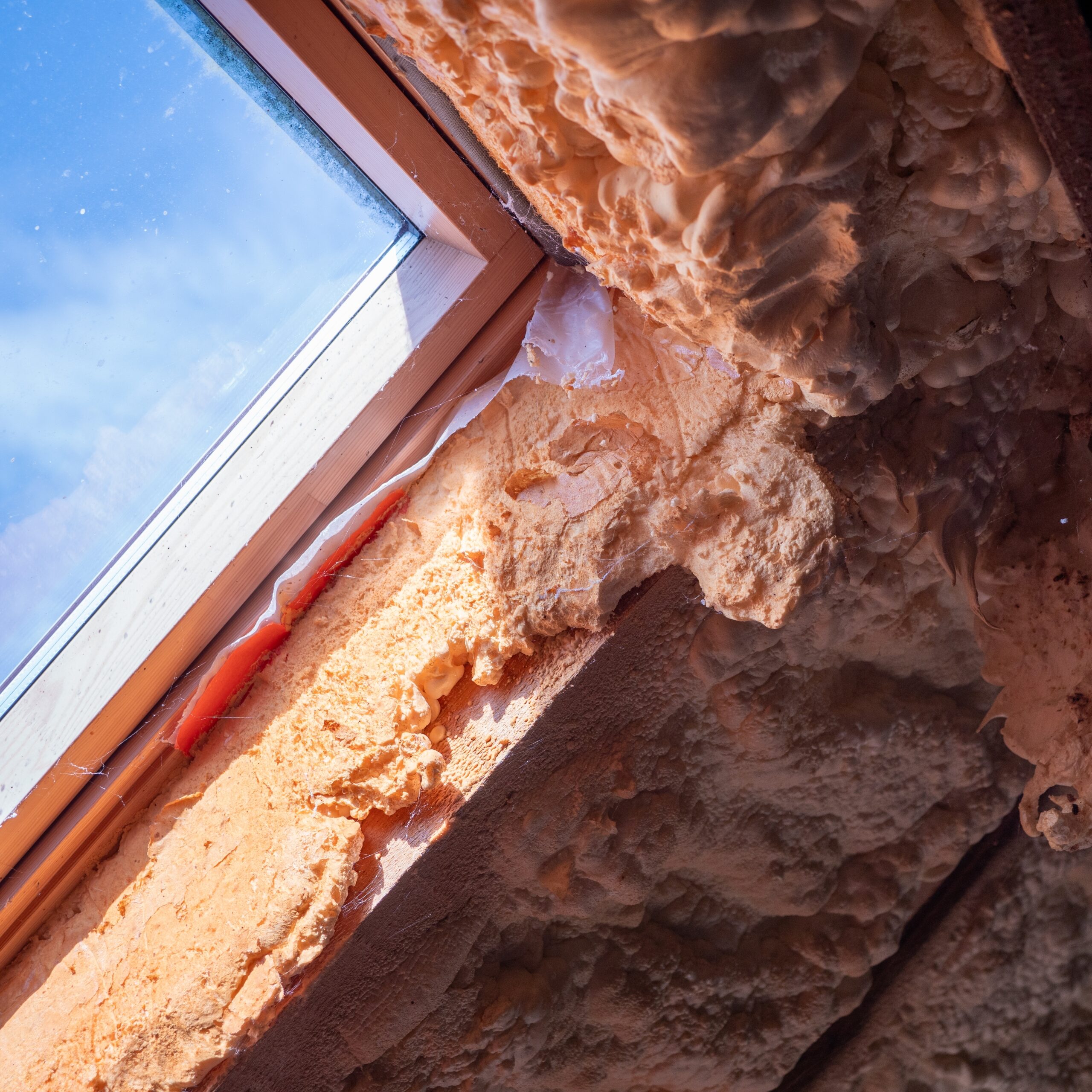 The Risks of DIY Insulation Installation