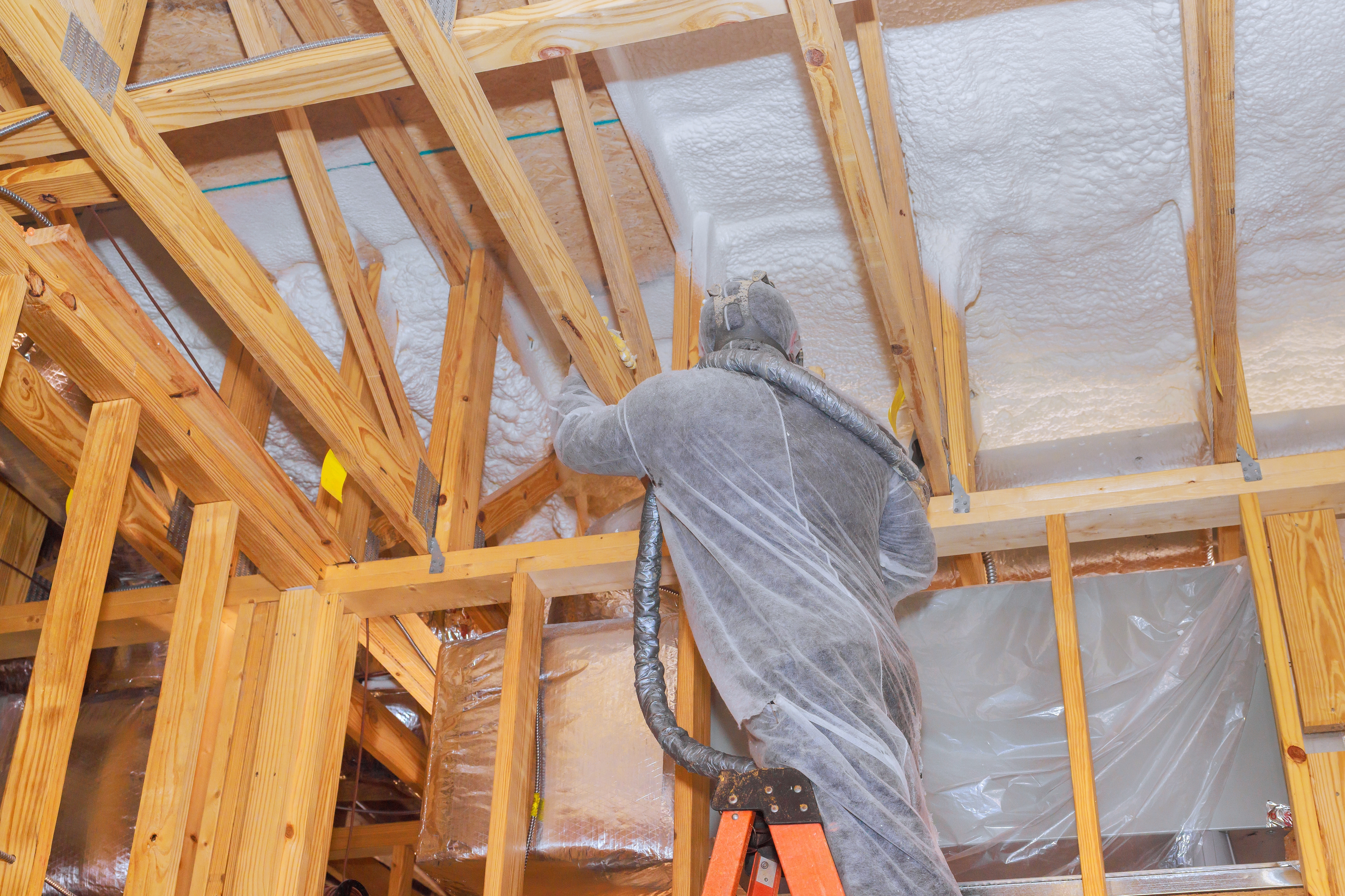How Much Does Spray Foam Insulation Cost for Chicago Homes?